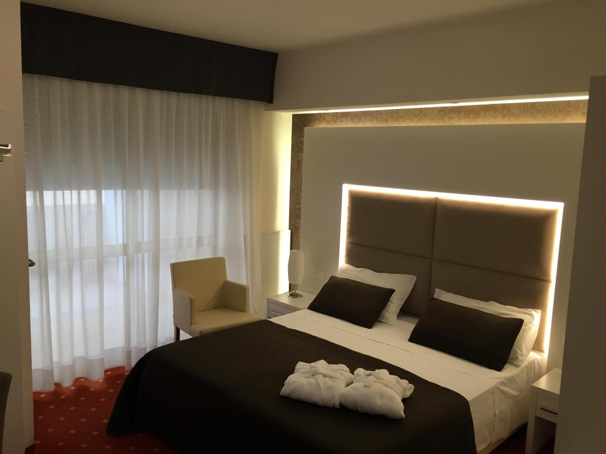 Hotel Conca Verde Lignano Sabbiadoro Exteriör bild